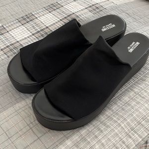 NWOT - Mossimo Supply Co. black platform shoes